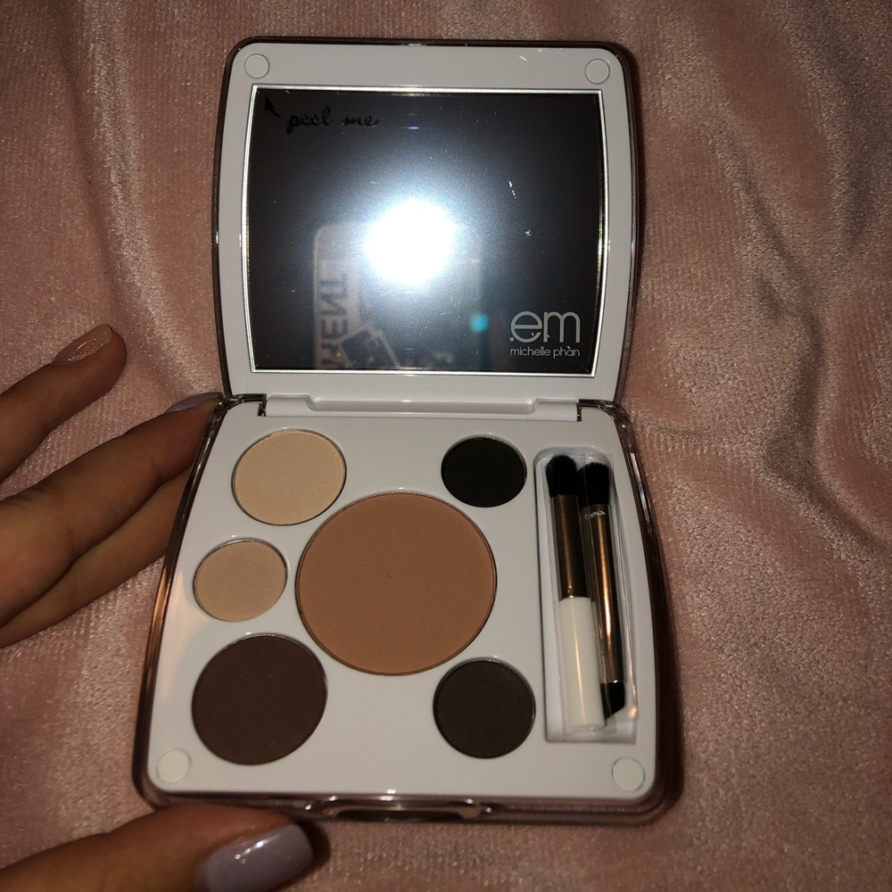 Brand New Michelle Phan Eye Palette